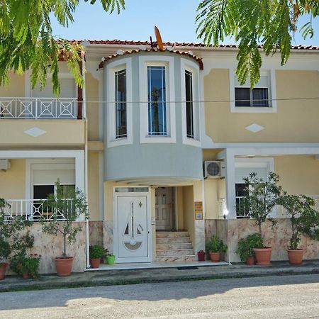 Athanasia Studios Patitiri Buitenkant foto