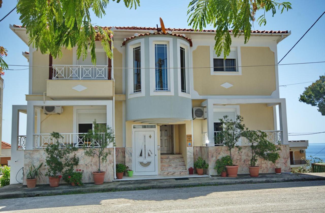 Athanasia Studios Patitiri Buitenkant foto